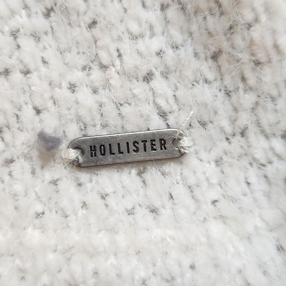 Hollister Cream Button-Up Cardigan - Picture 3 of 5